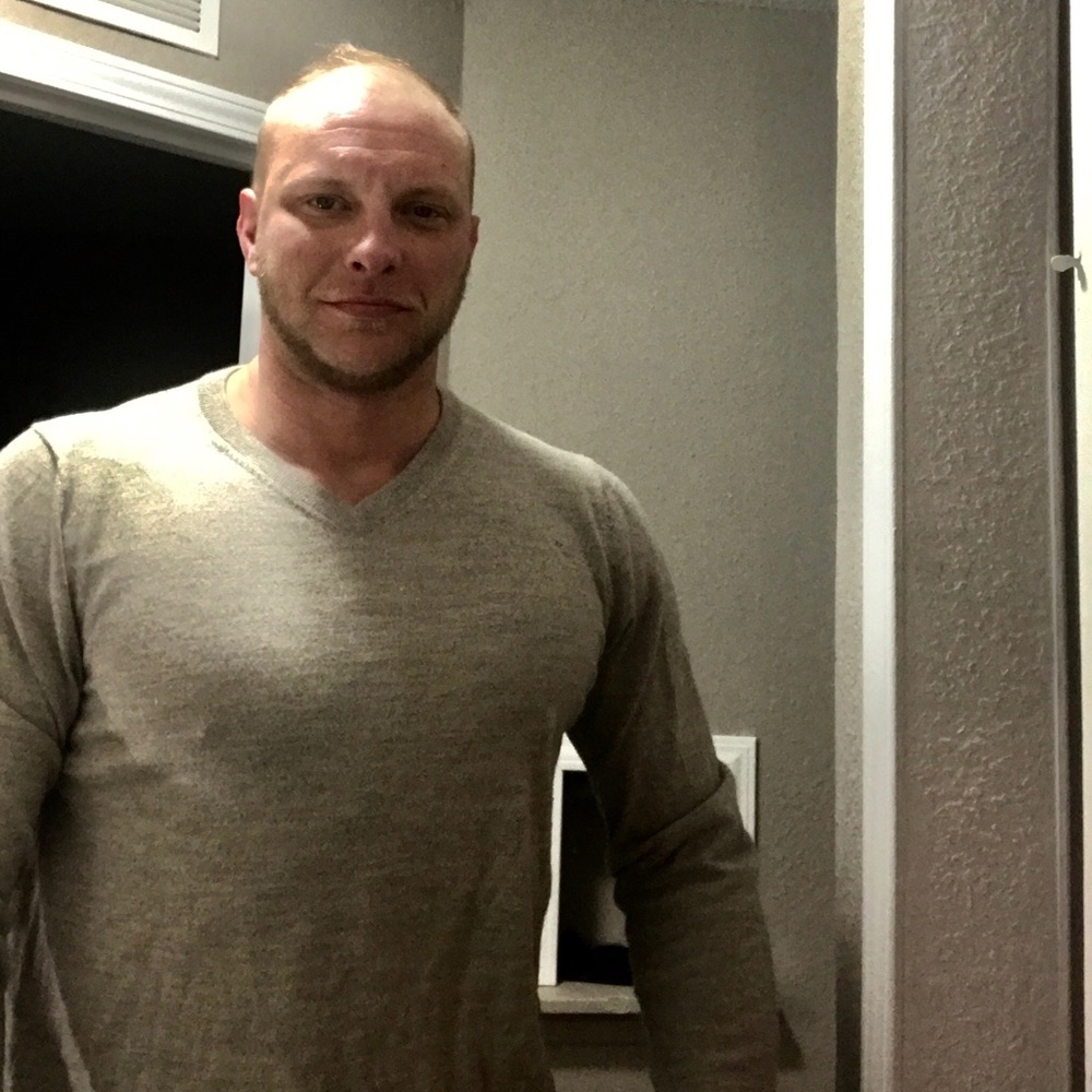 Meet your Posher, Abe